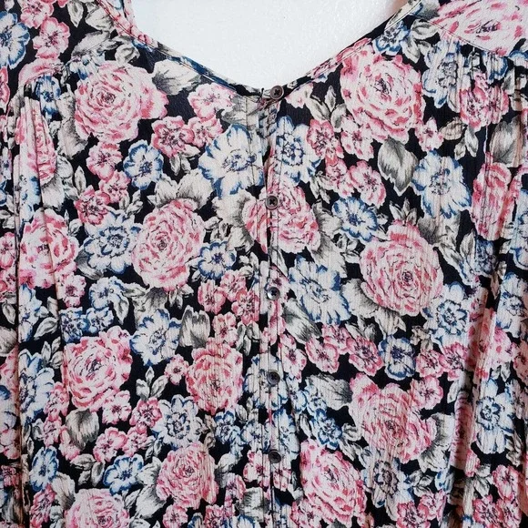 Billabong Women's Get Together V Neck Front Floral Shirt Tie Front Top Small - Picture 4 of 12